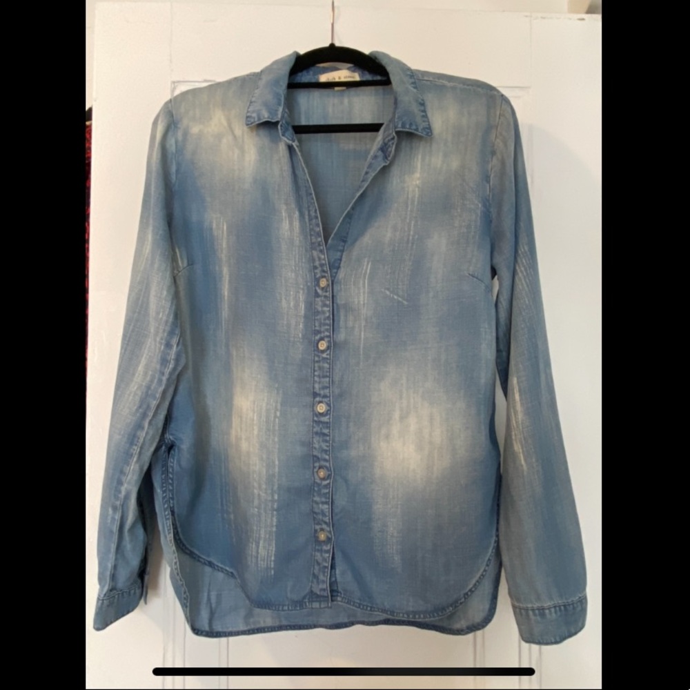 Cloth & Stone denim distressed shirt